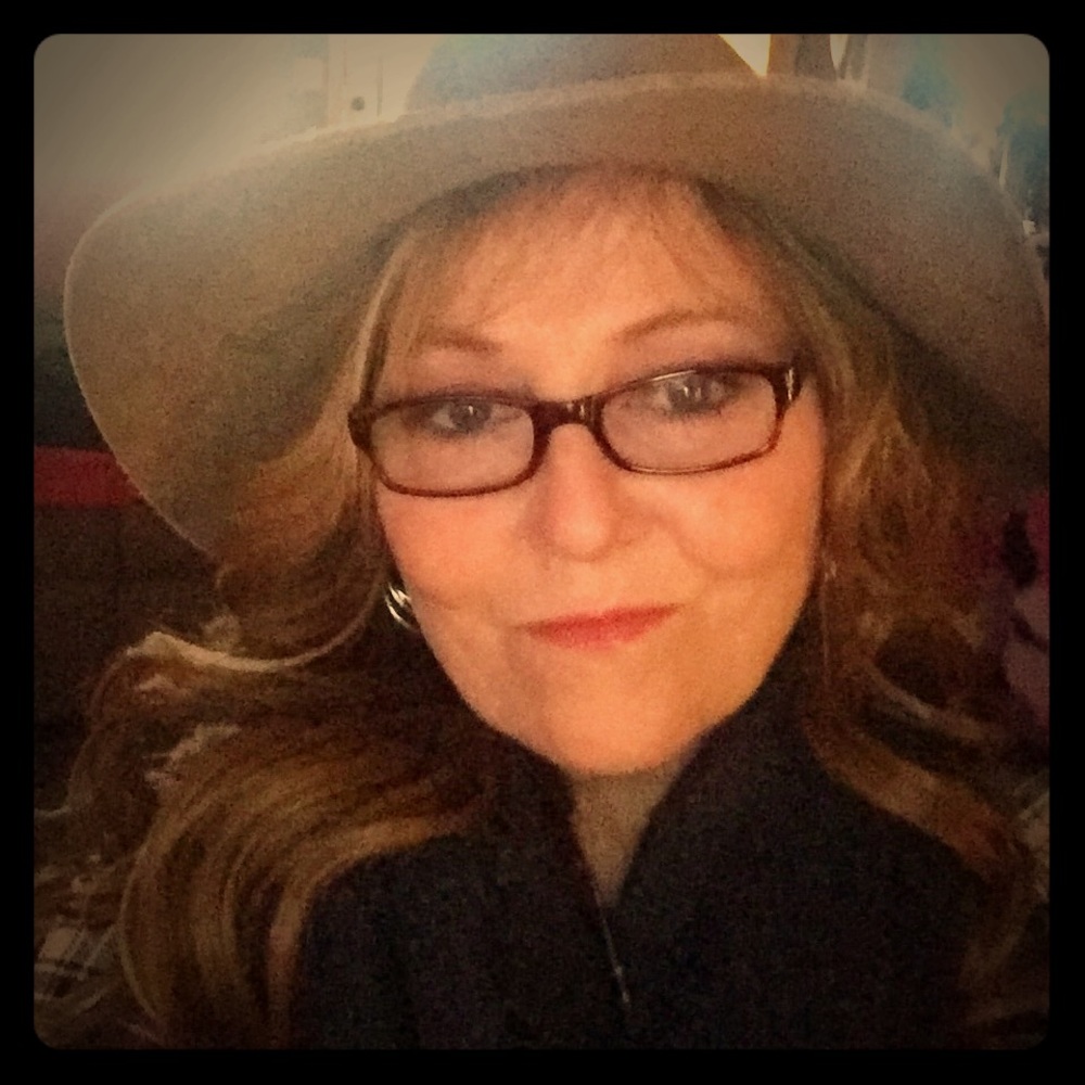 Meet your Posher, Brenda